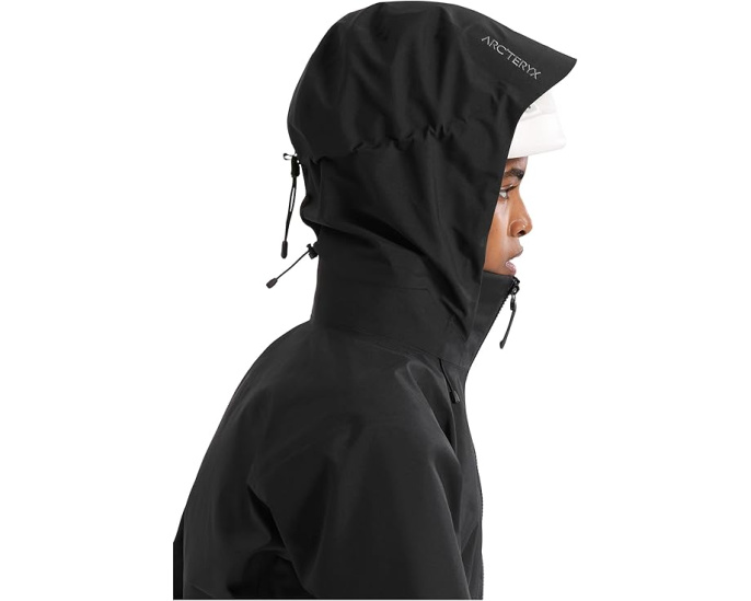 Куртка Beta AR Arc'teryx для женщин с мембраной GORE-TEX Pro