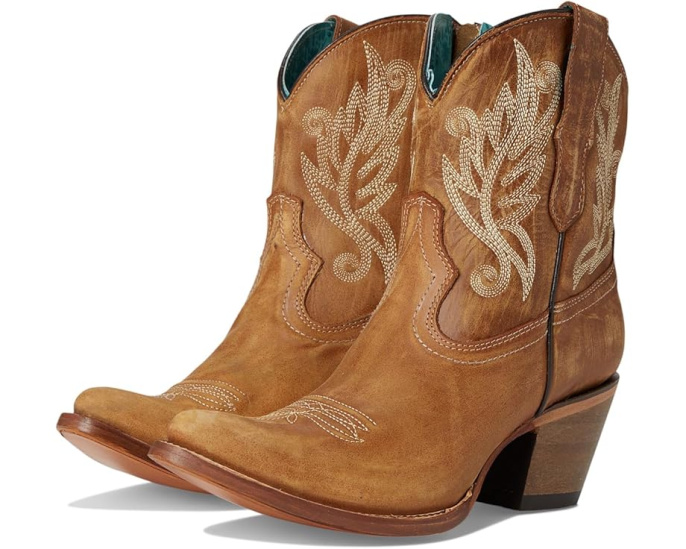 Ковбойские сапоги Corral Boots A4218 с золотой вышивкой