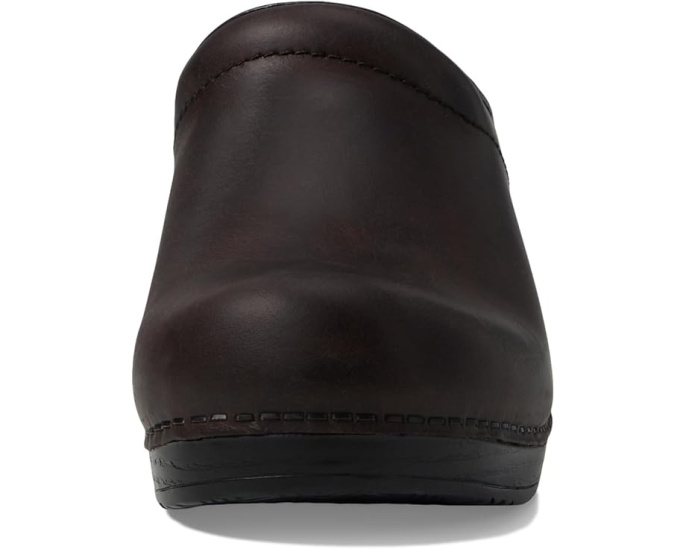 Клог Dansko Sonja из промасленной кожи для длительного ношения