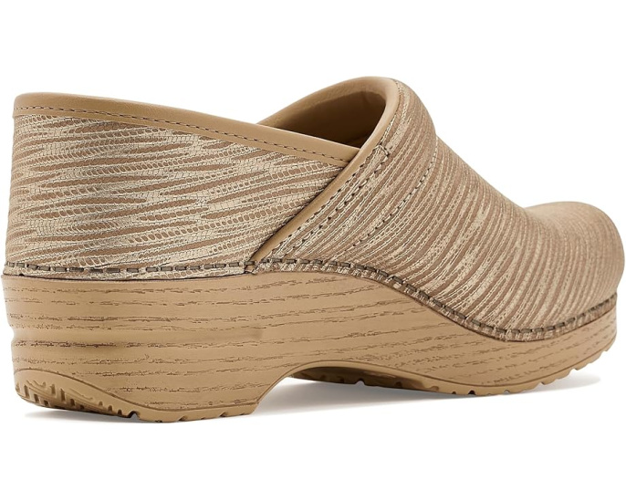 Клоги Dansko Professional из кожи Gold с пенной подошвой