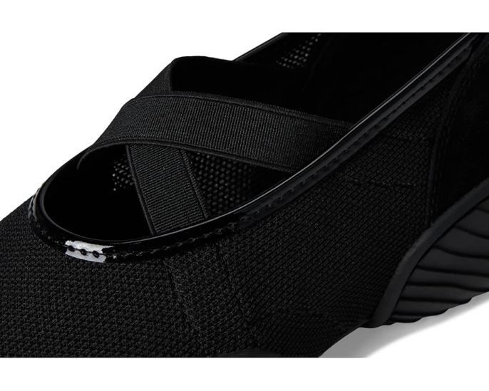 Кроссовки Steve Madden Vador с перекрестными резинками и сетчатым верхом