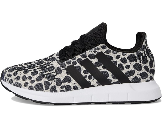Беговые кроссовки Adidas Swift Run 1.0 с резиновым верхом и подошвой