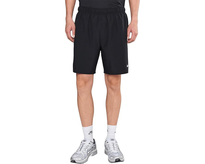 Шорты Nike Dri FIT Challenger 7 дюймов (17.78 см) с внутренними шортами