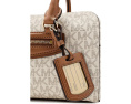 Сумка MICHAEL Michael Kors Jet Set Travel Extra Small Duffle через плечо с принтом лого