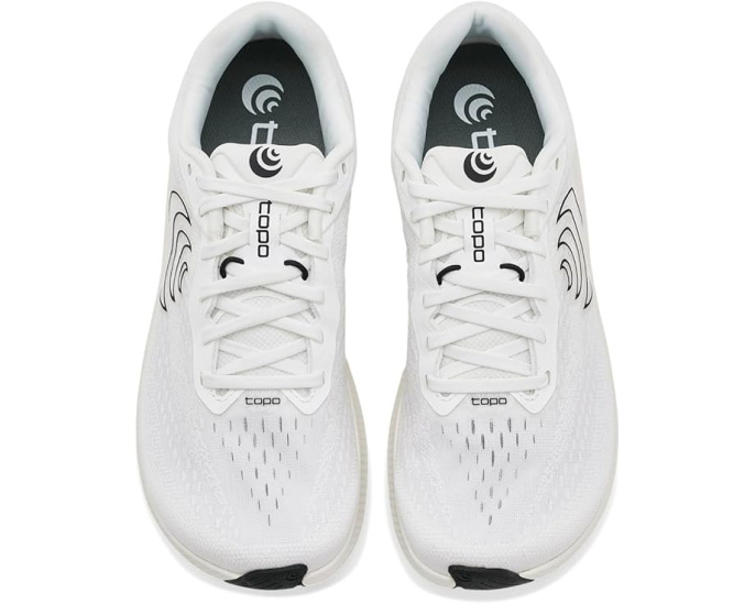 Кроссовки Magnifly 6 от Topo Athletic с пеной ZipFoam и стелькой OrthoLite
