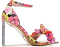 Blue by Betsey Johnson Сандалии Santino с 3D цветами и люцитовым каблуком