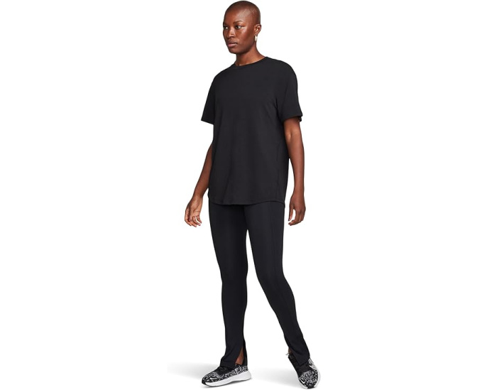 Футболка Nike One Relaxed с коротким рукавом и технологией Dri-FIT