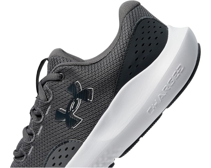 Кроссовки Under Armour Charged Surge с амортизацией Charged Cushioning