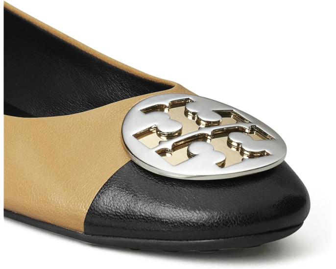 Балетки Tory Burch Claire с мыском и металлическим логотипом