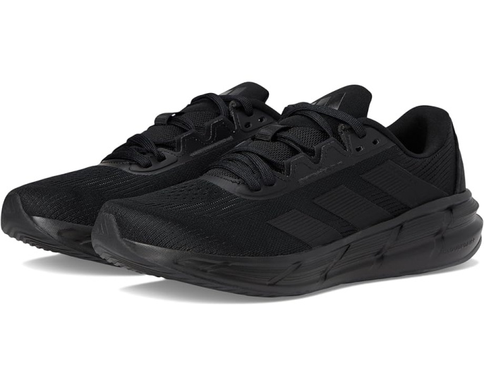 Беговые кроссовки Adidas Questar 3 с низким профилем и фирменными полосками
