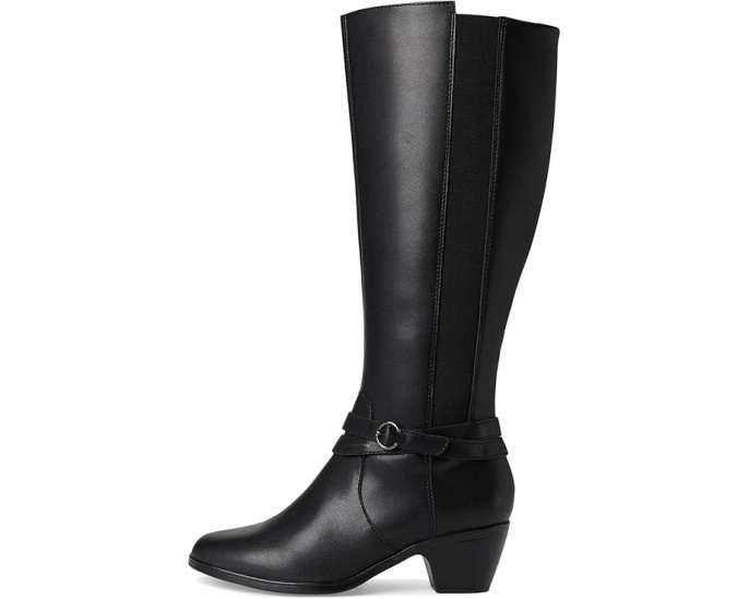 Ботинки Clarks Emily 2 Dream с круглым носком и ремешком