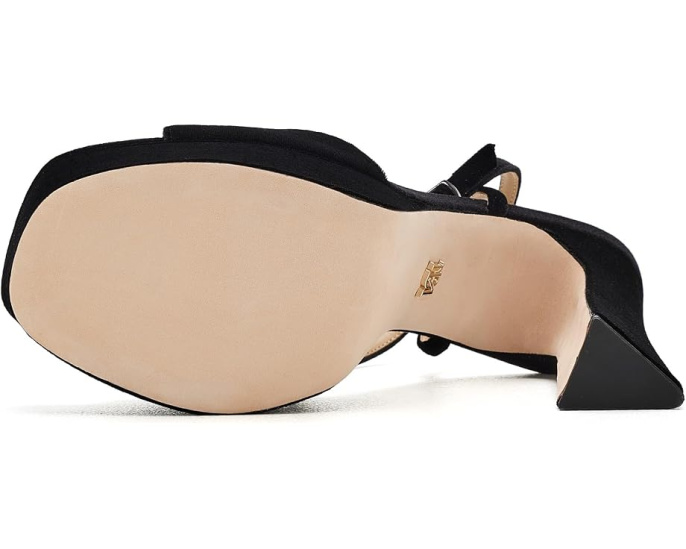 Босоножки Romina от Badgley Mischka на шпильке с декором