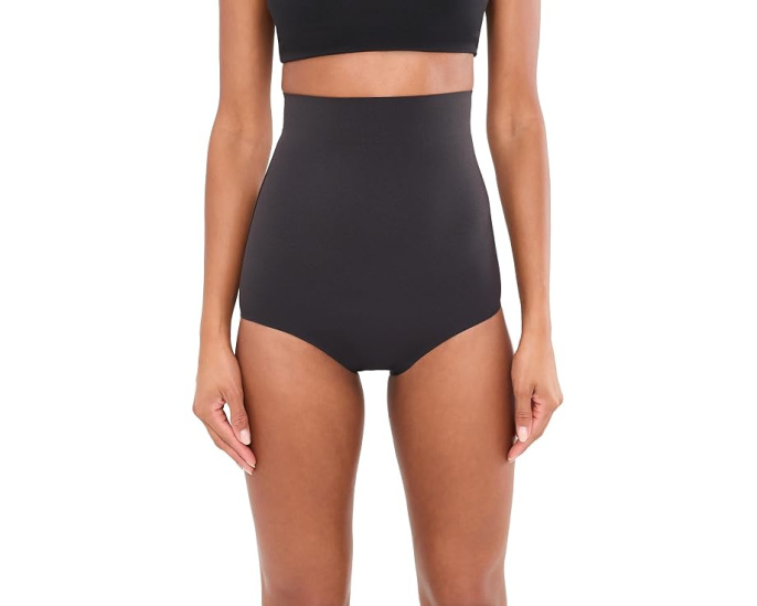 Высокотехнологичные корректирующие трусы Sleek Essentials от TC