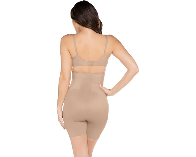 Утягивающие шорты Miraclesuit с высокой талией для коррекции бедер и живота