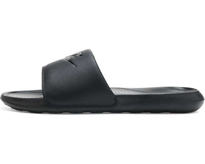 Сланцы Nike Victori One с мягкой пеной и контурным узором