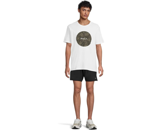 Шорты Yogger Stretch 17 от RVCA с эластичным поясом и карманами