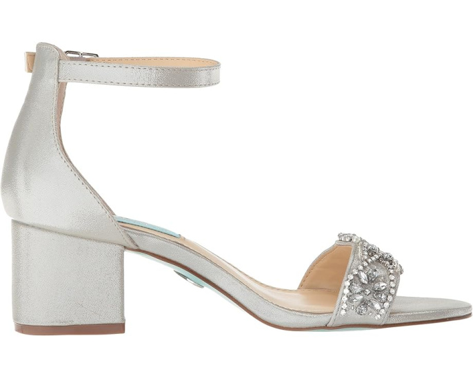 Босоножки Mel от Blue by Betsey Johnson на платформе с квадратным каблуком и стразами