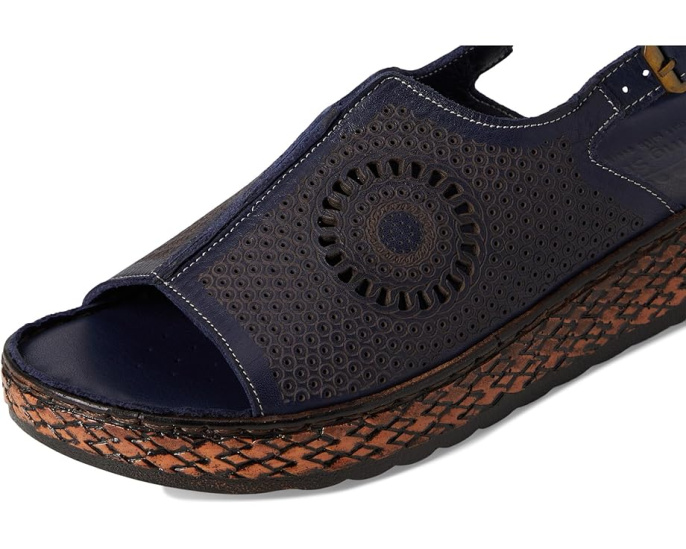 Сандалии Spring Step Cordero на платформе с перфорированным верхом