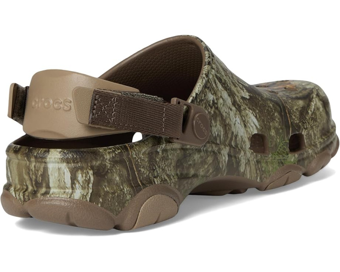 Кроксы Classic All-Terrain Clogs с камуфляжным принтом и ремешком
