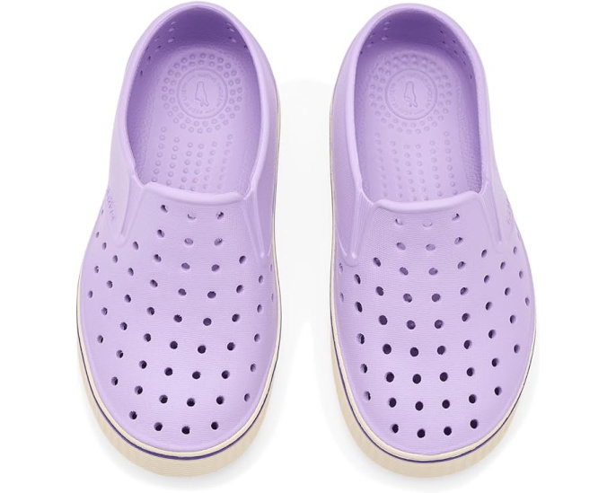 Кроссовки Miles Native Shoes на литой подошве с перфорацией