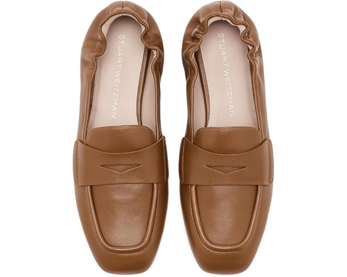 Лоферы Stuart Weitzman Bryant с мягкой задней частью