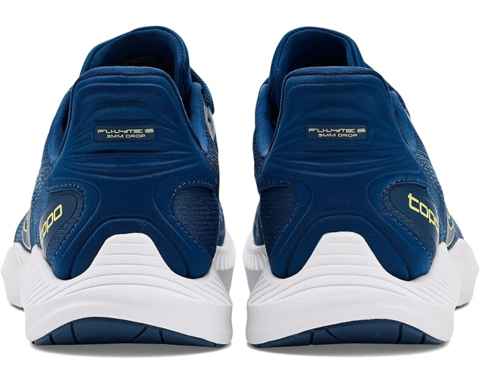Легкие кроссовки Topo Athletic Fli-Lyte 6 с мидсолем ZipFoam и анатомическим мыском