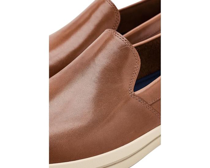 Кеды-слипоны Pinch Long-Weekender Cole Haan с системой амортизации SpringLoop