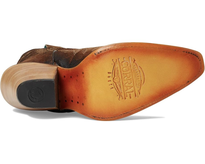 Corral Boots ботинки Z5272 с вышивкой и каблуком кубин