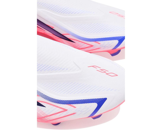 Бутсы Adidas F50 Hyperfast League Laceless для игры на твердом грунте