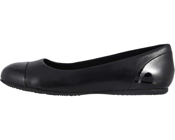 Туфли SoftWalk Sonoma Cap Toe с круглым носком
