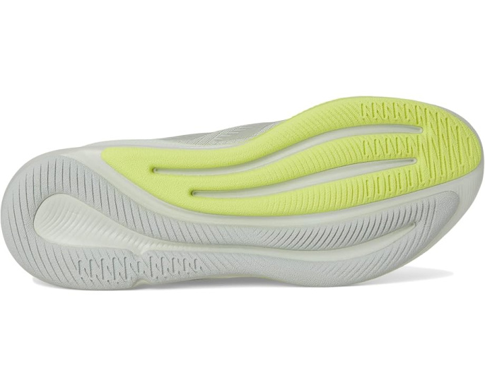 Женские беговые кроссовки Adidas Supernova Ease