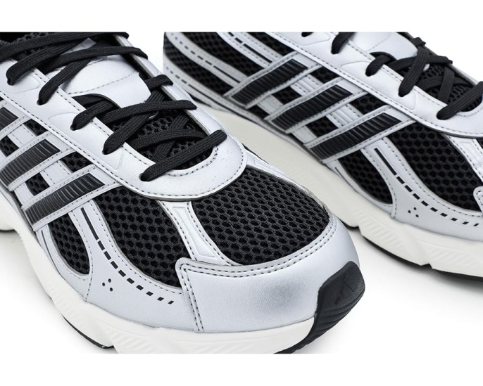 Кроссовки adidas Technochaos 2000 в стиле ранних 2000-х