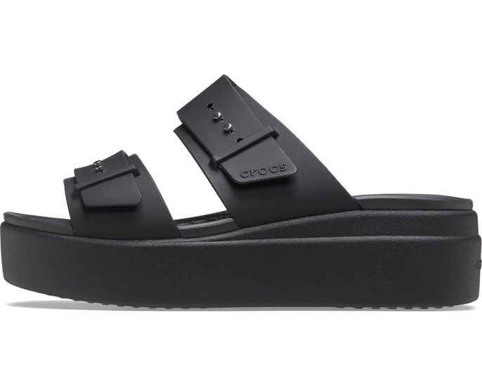 Сандалии Crocs Brooklyn Buckle Low Wedge с платформой и пеной LiteRide