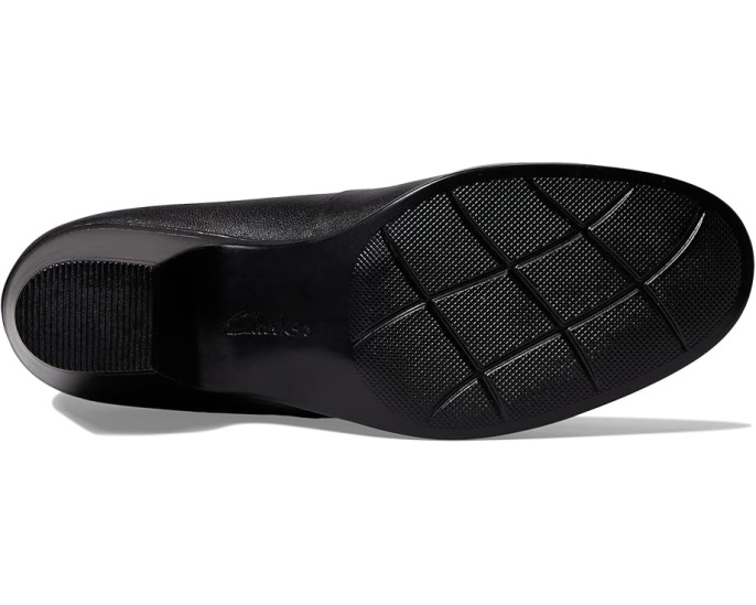 Туфли-лодочки Clarks Emily2 Ruby с миндалевидным носком и устойчивым каблуком