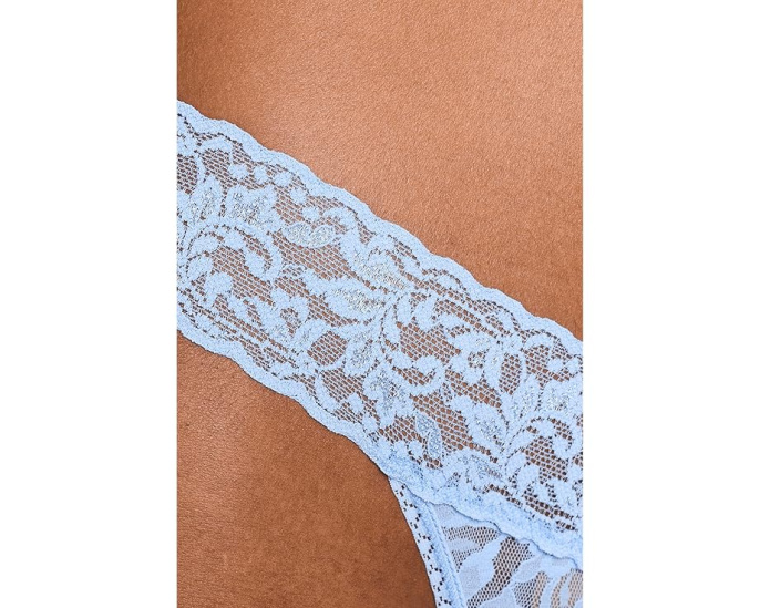 Трусы стринги Hanky Panky Signature Lace 3 штуки