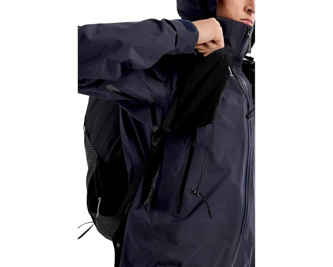 Куртка Arc'teryx Beta AR Jacket с мембраной GORE-TEX PRO и вентиляцией