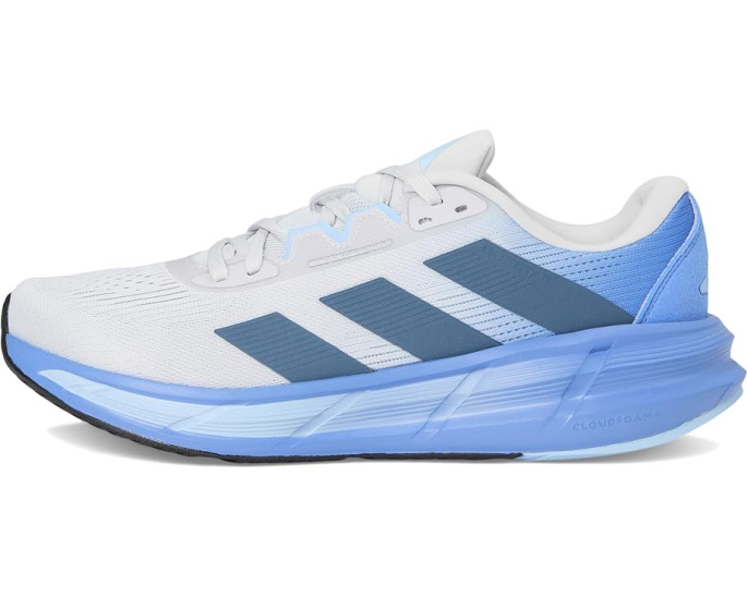 Беговые кроссовки Adidas Questar 3 с низким профилем и фирменными полосками