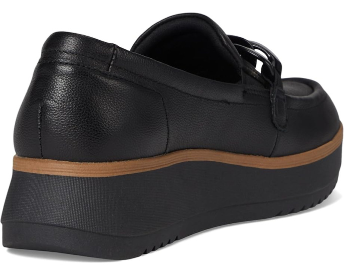 Балетки Clarks Zylah May на платформе с декоративной цепочкой