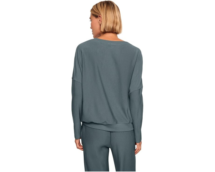 Свитер Eberjey Softest Sweats с лодочкой и каплевидным плечом