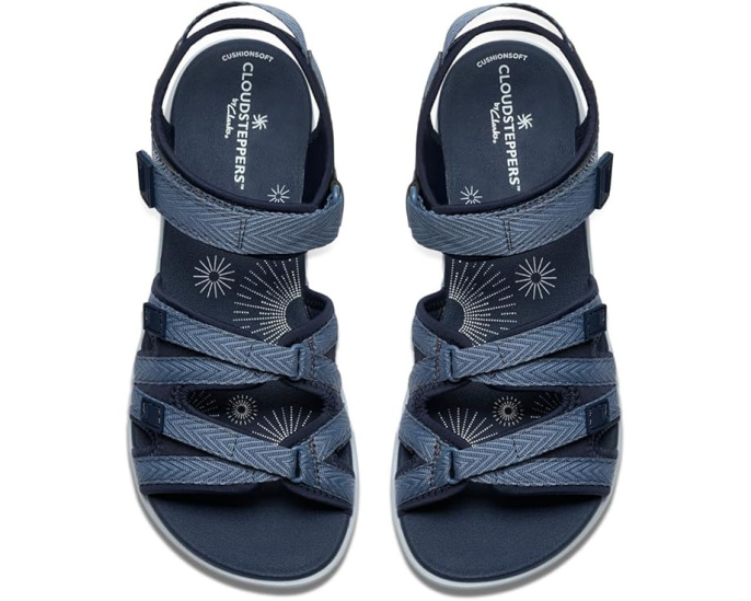 Сандалии Clarks Mira Madi с тремя ремешками и стелькой Cushion Soft