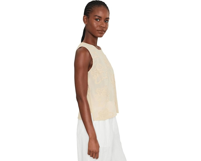 Блузка Boxy Tank от Vince Camuto с цветочной вышивкой
