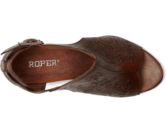 Сандалии Roper Mika Closed Back с цветочным тиснением
