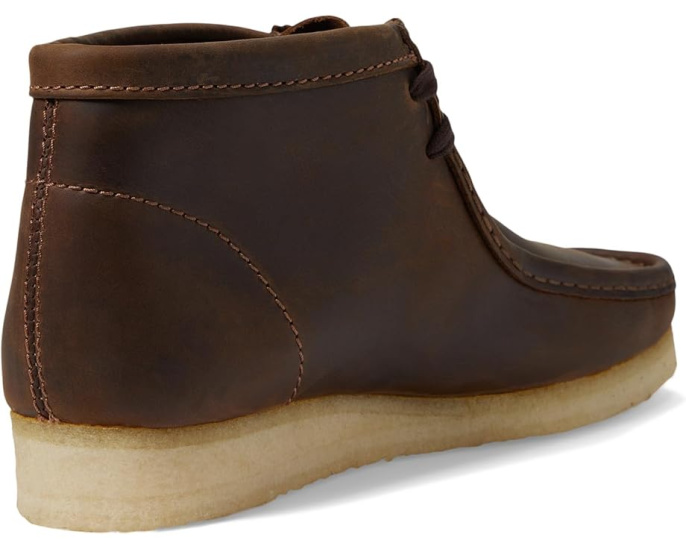 Ботинки Clarks Wallabee из кожи или замши на подошве из натурального крепа