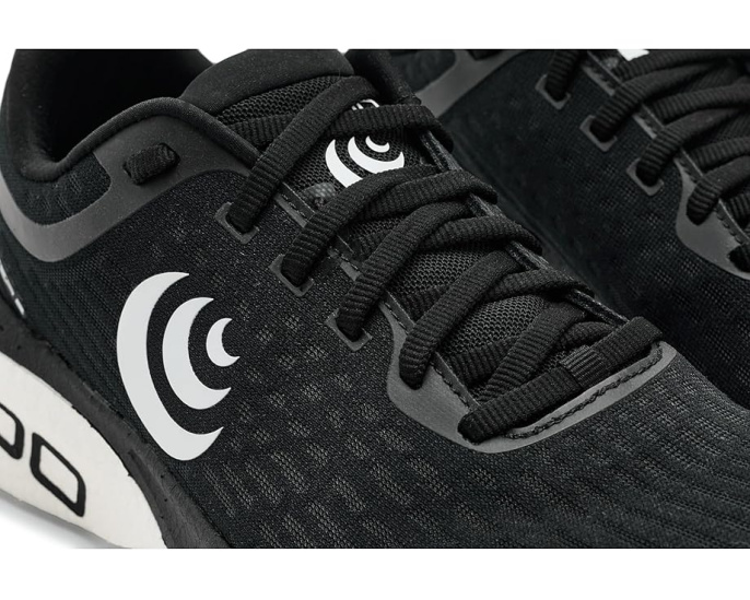Беговые кроссовки Topo Athletic Specter 2 с максимальной амортизацией