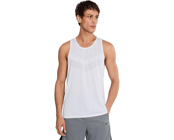 Беговой топ Nike Stride с технологией Dri-FIT ADV