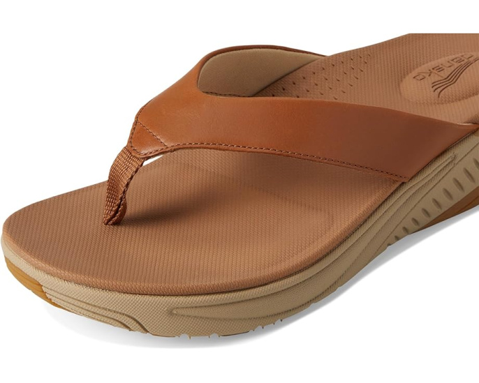 Dansko сандалии Rosemary с открытым мысом и возвращающей энергию стелькой