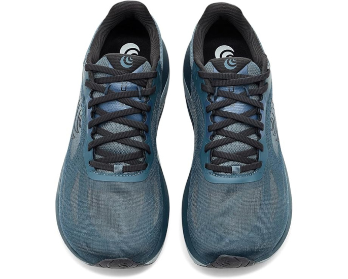 Кроссовки Topo Athletic Ultrafly 6 с поддержкой для ежедневных тренировок