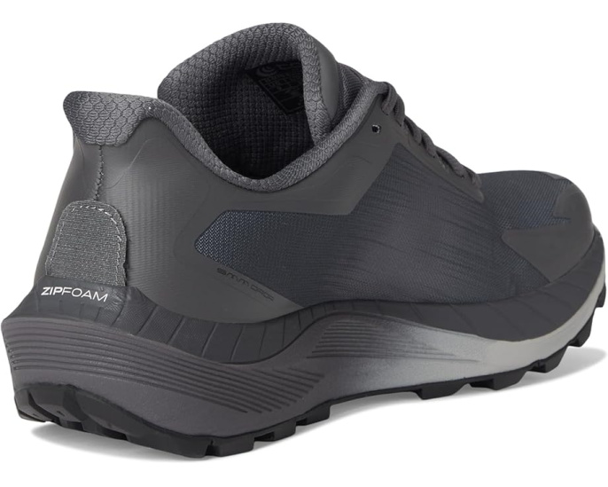 Трейловые кроссовки Topo Athletic MTN Racer 4 с высоким профилем амортизации и подошвой Vibram Megagrip
