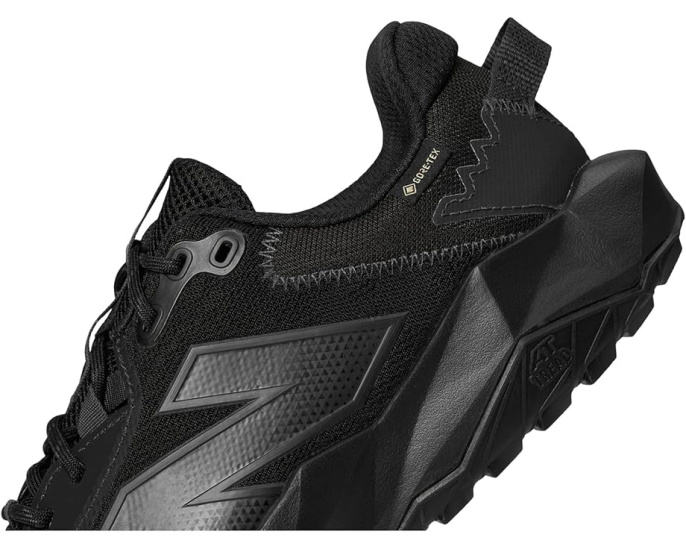 Кроссовки DynaSoft Nitrel v6 Gore Tex для трейла New Balance