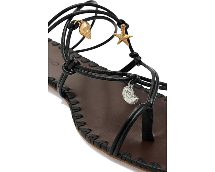 Босоножки Sea Flat Sandals от FARM Rio с подвесками